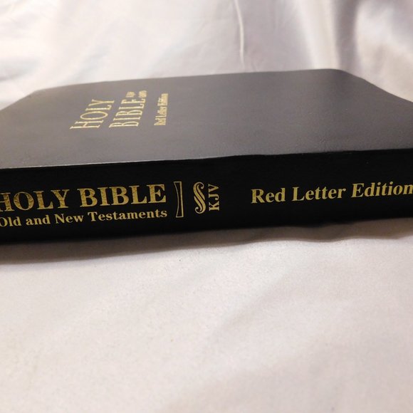 Holy Bible Red Letter Edition King James Version Old and New Testaments - Picture 2 of 7